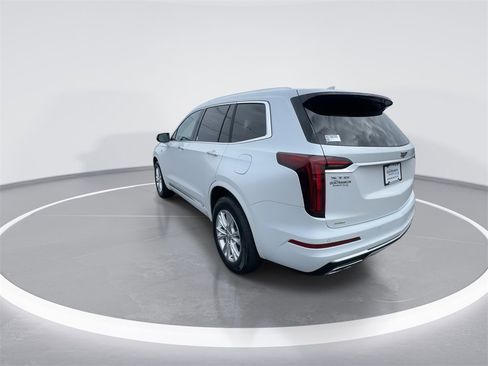 Used 2024 Cadillac XT6 Luxury w/ LPO, Floor Liner Package image 6