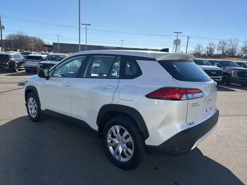 Used 2025 Toyota Corolla Cross L image 5