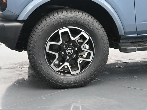 Used 2024 Ford Bronco Outer Banks AWD/4WD image 12