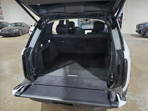 Used 2024 Land Rover Range Rover SE AWD/4WD image 47