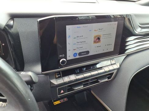 Certified 2025 Toyota Camry SE FWD image 13