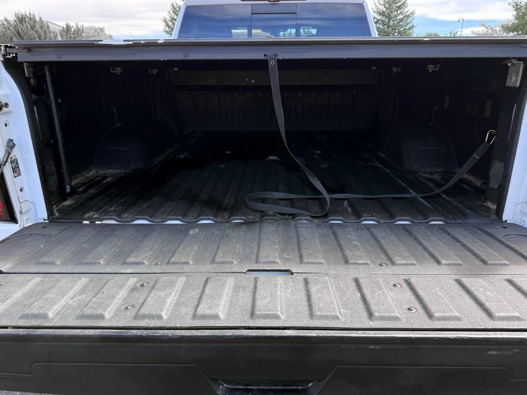 Used 2021 GMC Sierra 2500 Denali AWD/4WD image 16