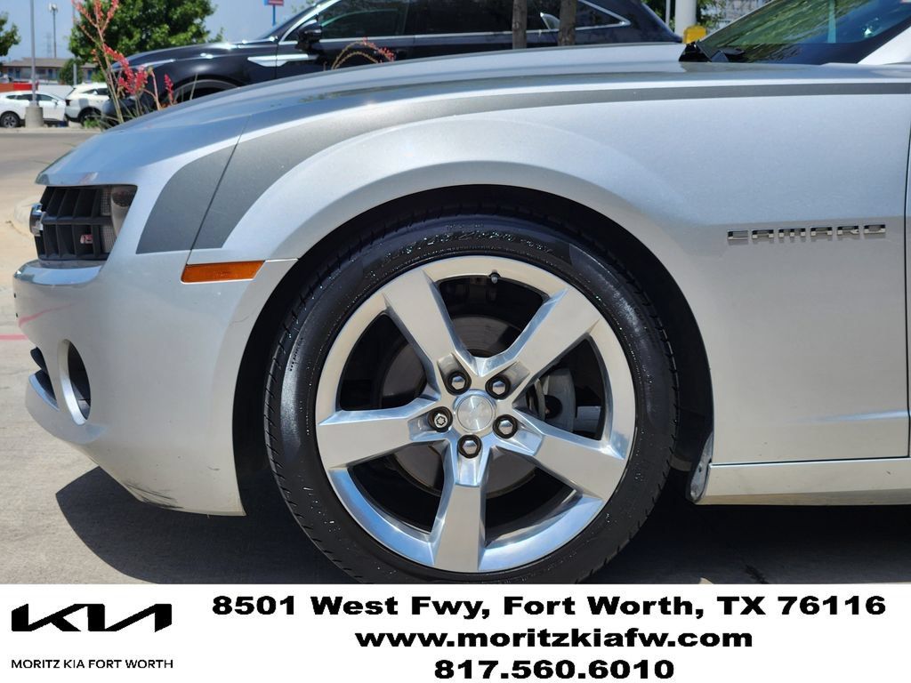 Used 2013 Chevrolet Camaro LT w/ RS Package RWD image 8