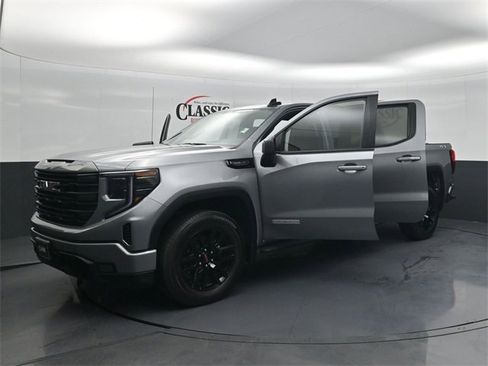 Used 2024 GMC Sierra 1500 Elevation image 33