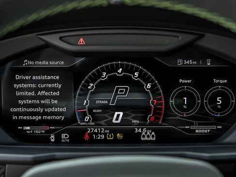 Used 2022 Lamborghini Urus AWD/4WD image 30