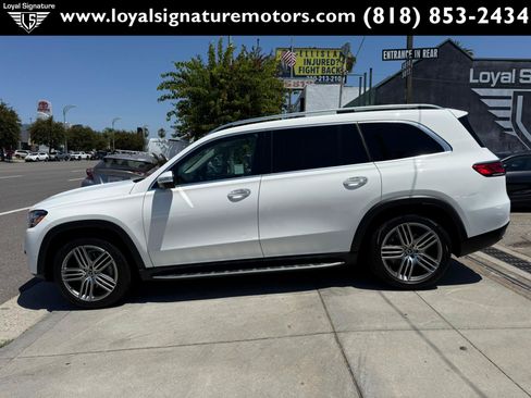 Used 2021 Mercedes-Benz GLS 450 4MATIC image 4