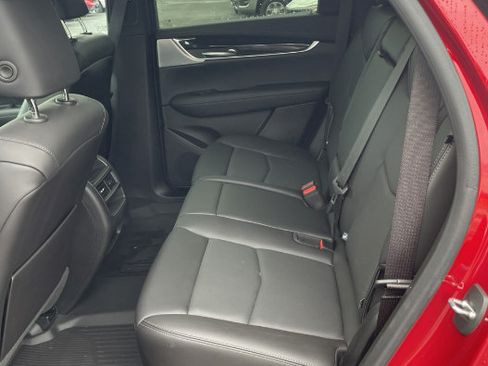 Used 2023 Cadillac XT5 Premium Luxury w/ LPO, Floor Liner Package AWD/4WD image 7