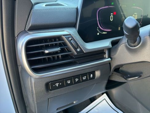 Used 2025 Kia Telluride EX X-Line AWD/4WD image 31