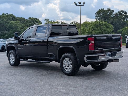 Used 2022 Chevrolet Silverado 3500 LT w/ Convenience Package AWD/4WD image 7