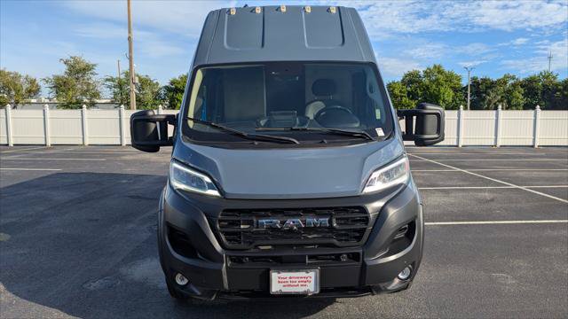 Used 2024 RAM ProMaster 3500 FWD image 12
