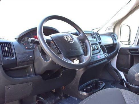 Used 2019 RAM ProMaster 2500 FWD image 3