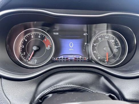 Used 2020 Jeep Cherokee Trailhawk w/ Cold Weather Group image 15