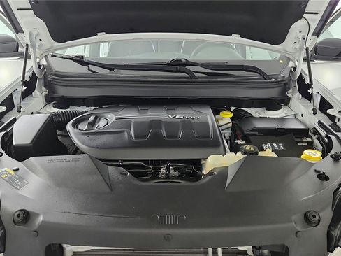 Used 2022 Jeep Cherokee Limited image 40