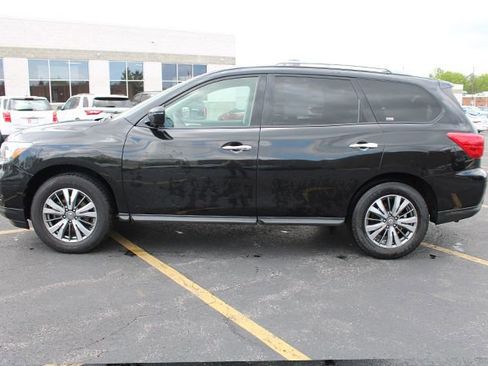 Used 2020 Nissan Pathfinder S AWD/4WD image 7