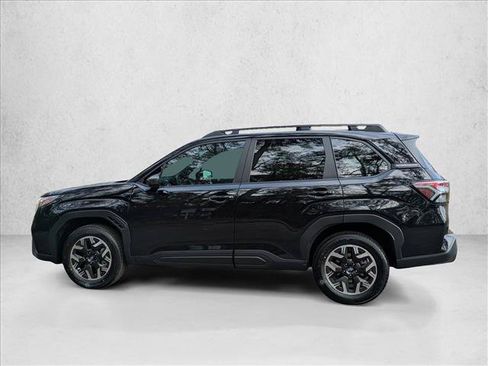 Used 2026 Subaru Forester Premium AWD/4WD image 5