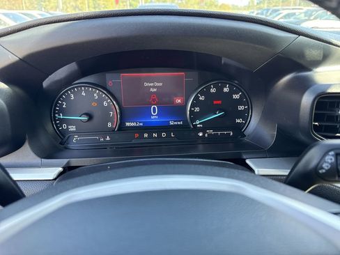 Used 2021 Ford Explorer XLT image 24