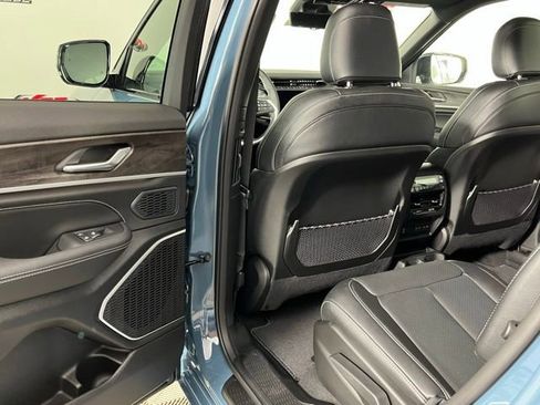 New 2026 Jeep Grand Cherokee L Limited image 26