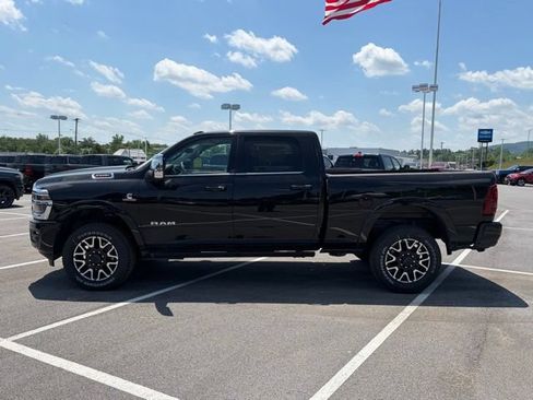 New 2026 RAM 2500 Limited AWD/4WD image 4