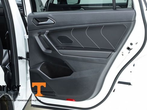 Used 2023 Volkswagen Tiguan SE R-Line FWD image 67