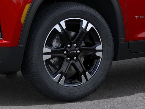 New 2027 Chevrolet Traverse LT w/ Sun and Wheel Package AWD/4WD image 9