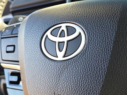 Used 2025 Toyota Camry LE image 27