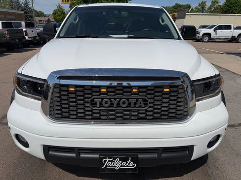 Used 2011 Toyota Tundra Limited w/ Memory Pkg AWD/4WD image 3