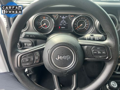 Used 2021 Jeep Wrangler Sport AWD/4WD image 18