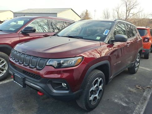 Used 2022 Jeep Compass Trailhawk image 1