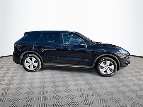 Used 2019 Porsche Cayenne image 5
