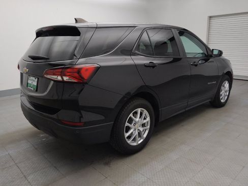 Used 2022 Chevrolet Equinox LS FWD image 9