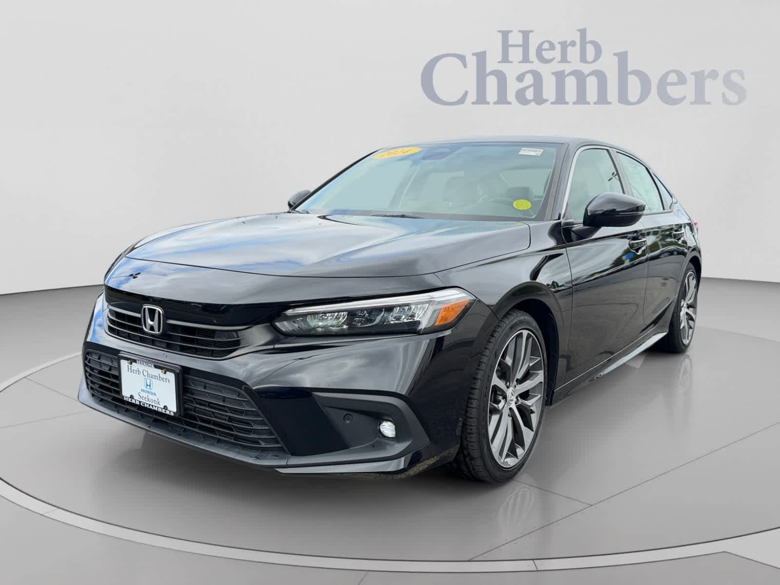 Used 2024 Honda Civic Touring image 9