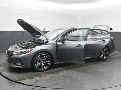 Used 2022 Nissan Sentra SR w/ Trunk Package image 43