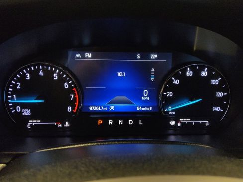 Used 2021 Ford Explorer XLT image 23