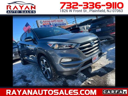 Used 2016 Hyundai Tucson Sport image 1