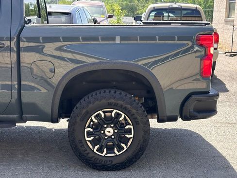 Used 2025 Chevrolet Silverado 1500 ZR2 w/ Technology Package AWD/4WD image 47