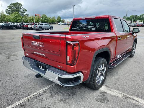 Used 2024 GMC Sierra 1500 SLT w/ SLT Premium Package AWD/4WD image 3