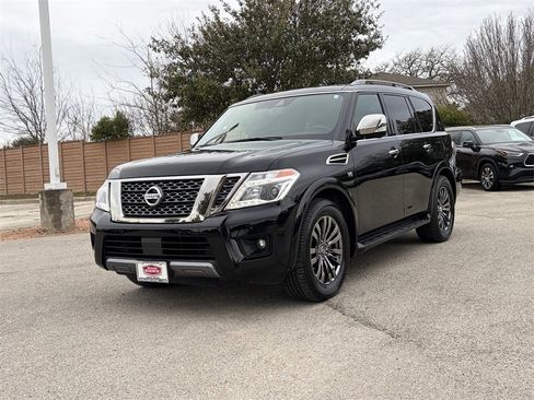 Used 2019 Nissan Armada Platinum w/ Captain's Chairs Package image 7