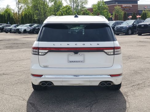 Used 2025 Lincoln Aviator Black Label AWD/4WD image 5