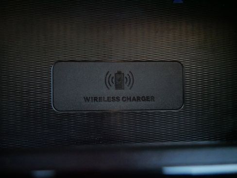 Used 2023 Jeep Grand Cherokee Limited w/ Luxury Tech Group II image 35