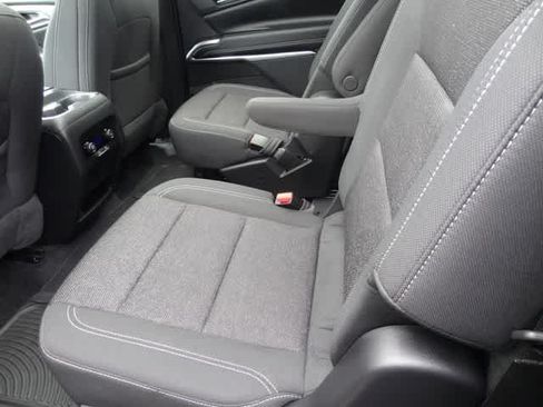 Used 2024 Chevrolet Traverse LT w/ Midnight/Sport Edition FWD image 14