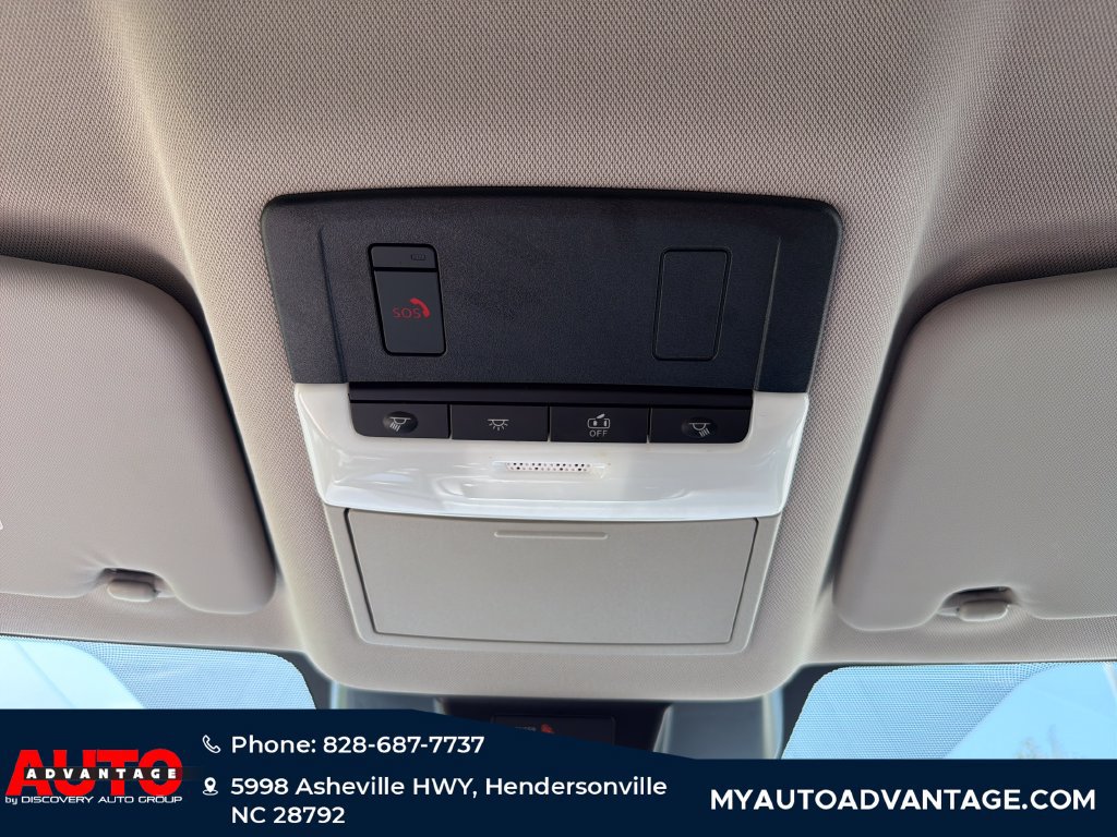 Used 2025 Nissan Rogue SV AWD/4WD image 23