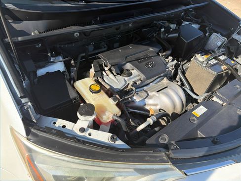 Used 2017 Toyota RAV4 Limited FWD image 38