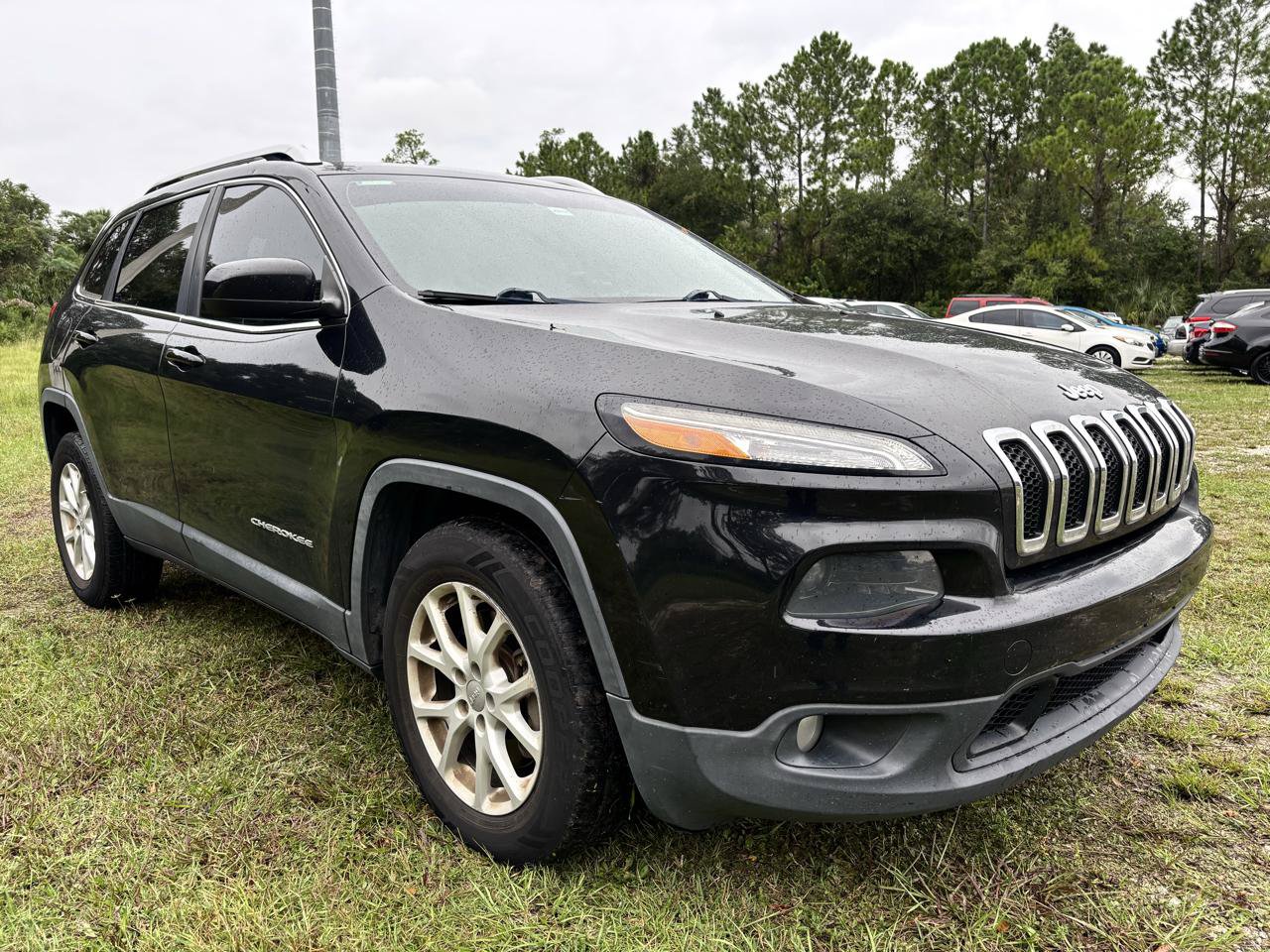 Used 2014 Jeep Cherokee Latitude AWD/4WD image 7