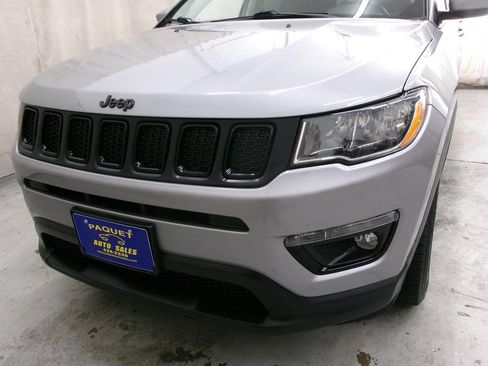 Used 2019 Jeep Compass Latitude AWD/4WD image 11
