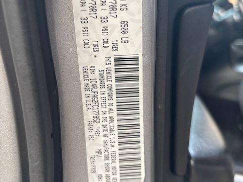 Used 2015 Jeep Grand Cherokee Laredo AWD/4WD image 11