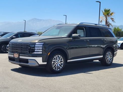 New 2026 Hyundai Palisade SEL FWD image 2