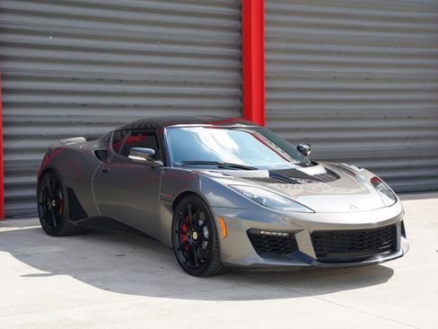 Used 2020 Lotus Evora image 8