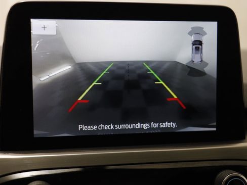 Used 2022 Ford Escape Titanium image 11