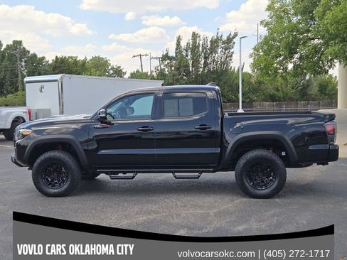 Used 2020 Toyota Tacoma TRD Pro AWD/4WD image 3