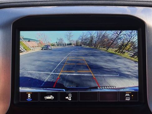 Used 2023 GMC Sierra 2500 SLT w/ SLT Convenience Package image 28